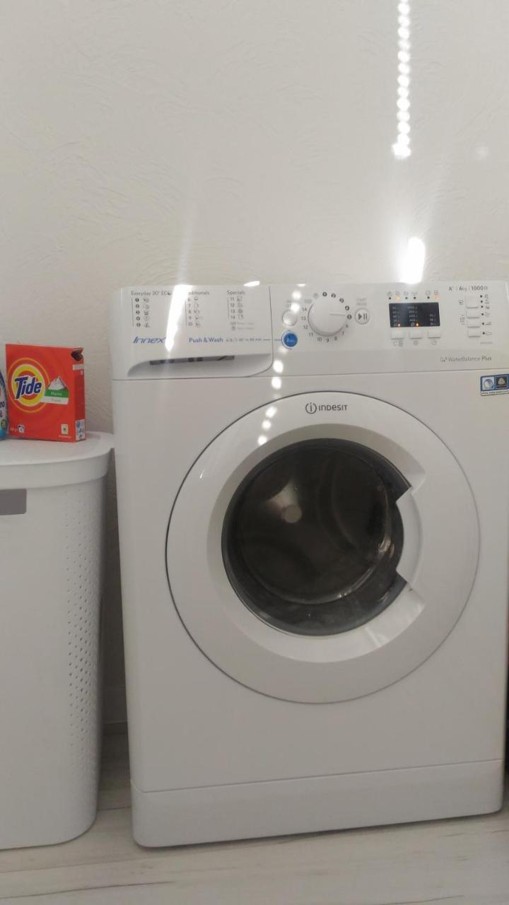 Apartament Lux Sect. Riscani キシナウ エクステリア 写真