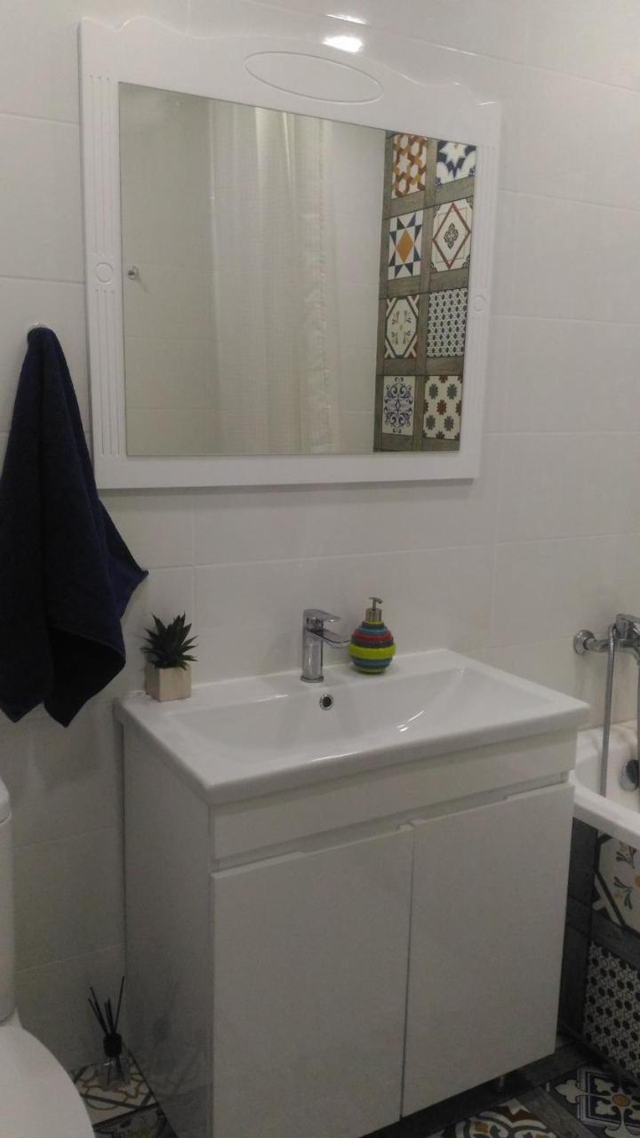 Apartament Lux Sect. Riscani キシナウ エクステリア 写真